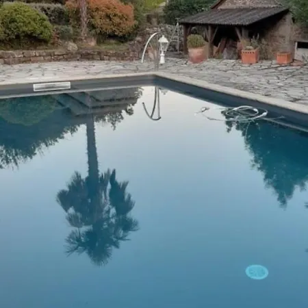 La Cachette Des Amoureux *