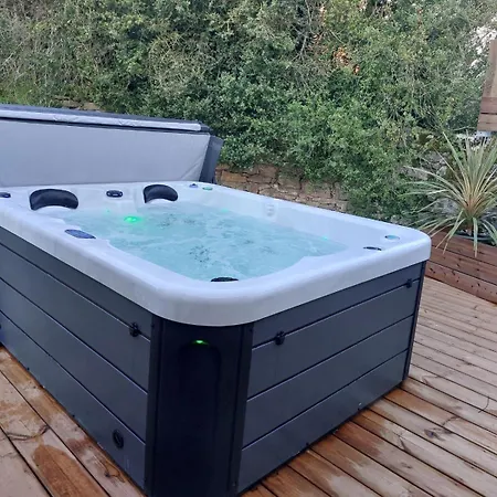 La Cachette Des Amoureux * Bruniquel