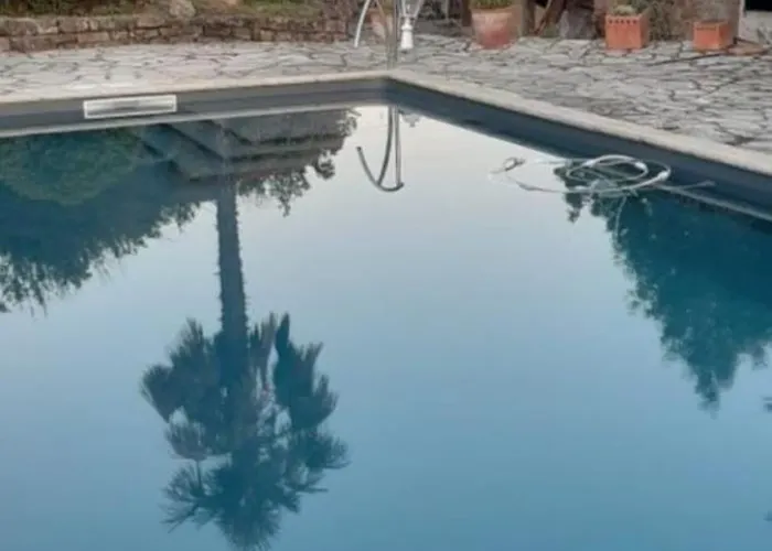 La Cachette Des Amoureux *